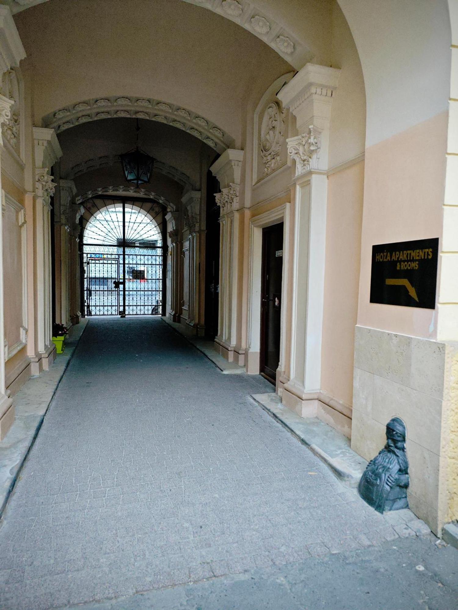 Hoza Attic * Warschau